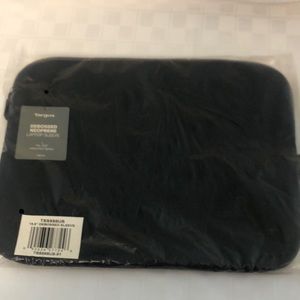 Targus Debossed Neoprene Laptop Sleeve